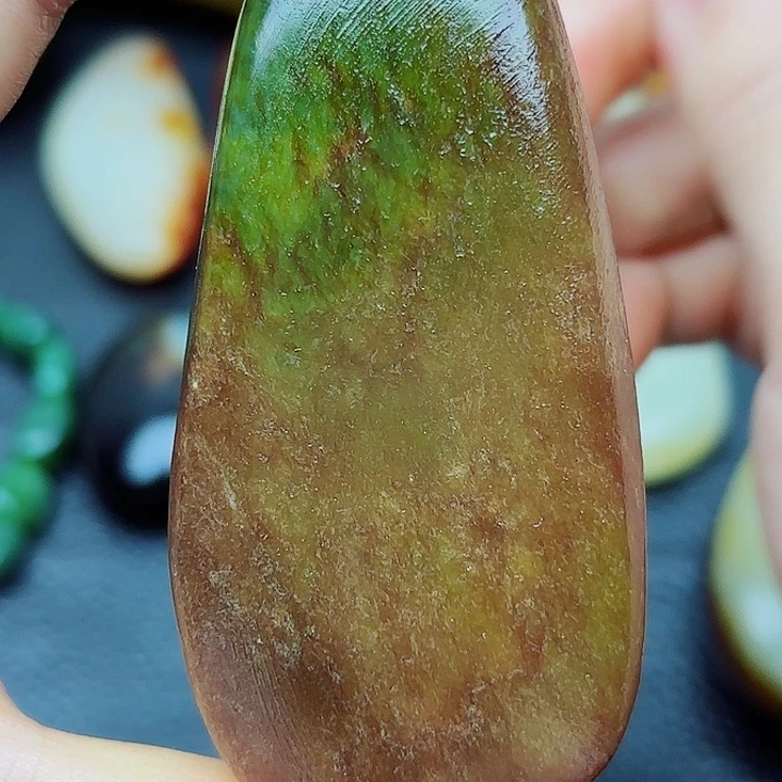 未镶嵌和田玉挂件