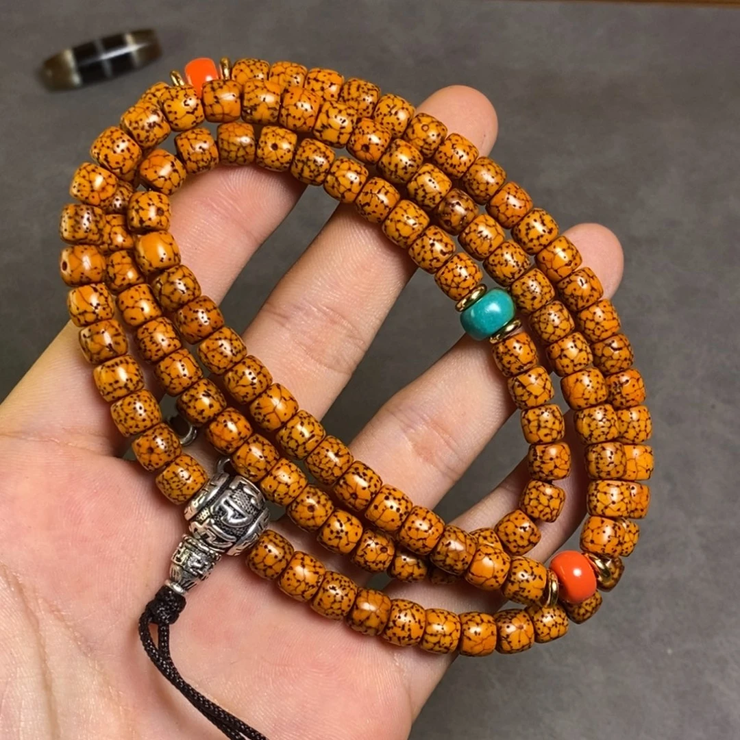 ****息星月菩提吊坠hbbnkkmnm