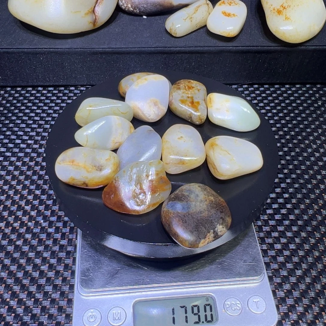 和田玉（子料）未镶嵌吊坠(不含链)179