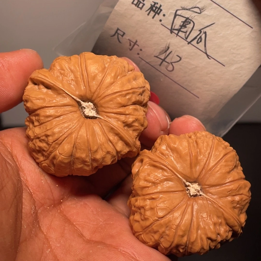 文玩核桃吊坠文玩核桃