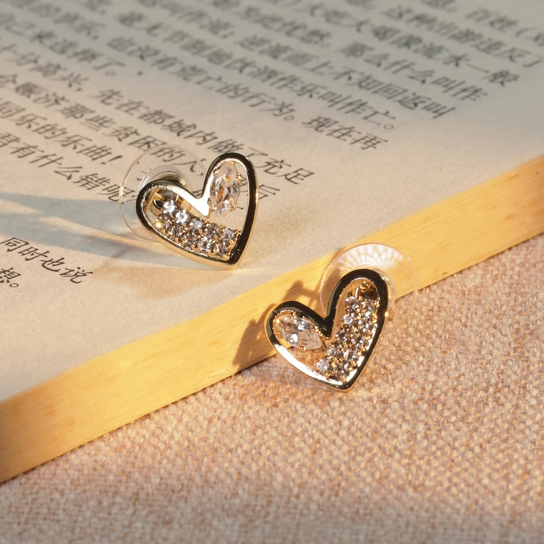 时尚饰品-耳饰-耳钉