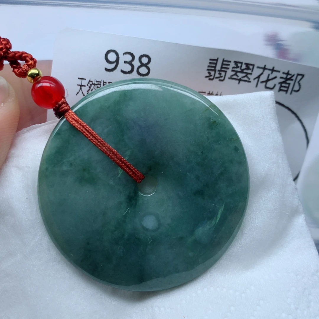 翡翠颈饰未镶嵌牌子