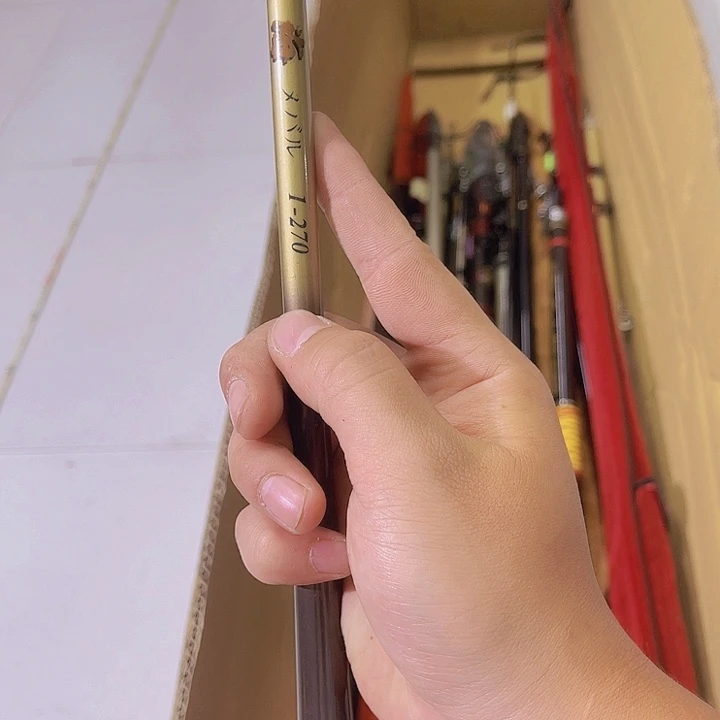 邵****）中古鱼竿 一物一拍 微瑕 看好下单