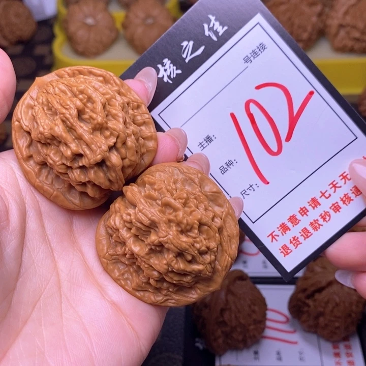 吊坠文玩核桃42虎头102