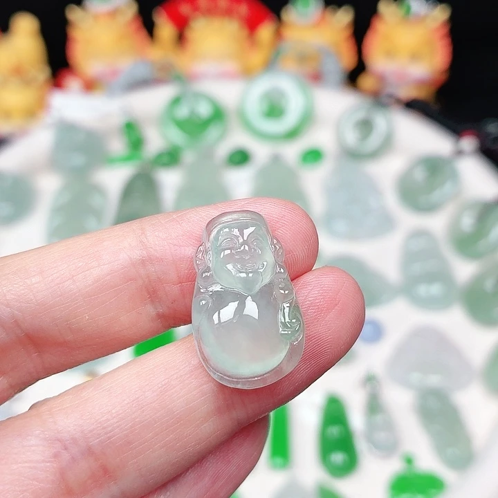 翡翠未镶嵌颈饰缅甸天然A货翡翠