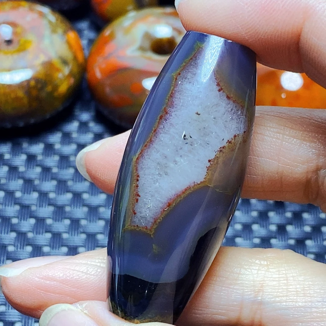 未镶嵌颈饰玛瑙/玉髓秋**语