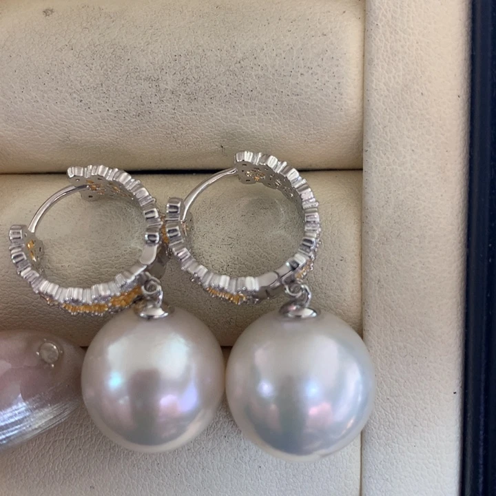 银S925镶嵌耳饰淡水珍珠