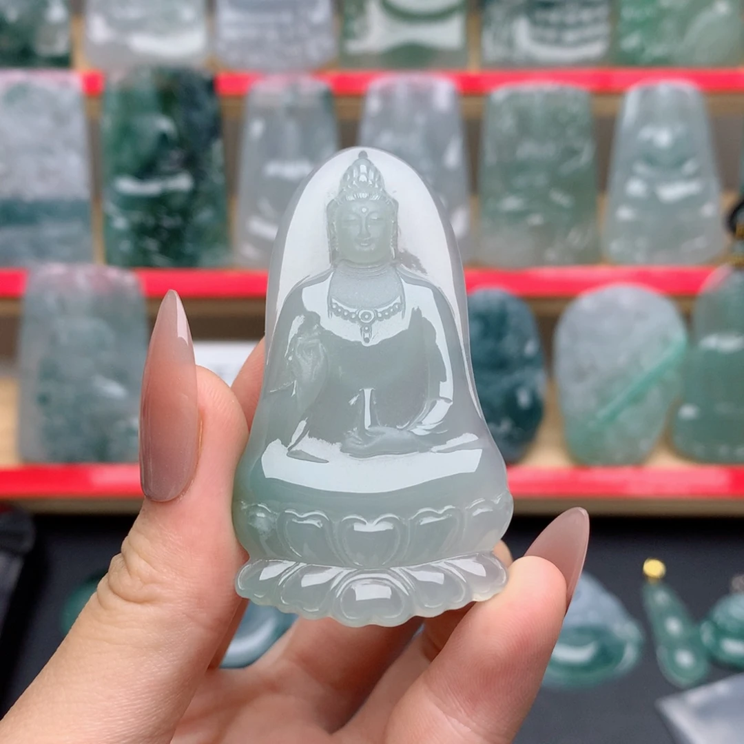 翡翠未镶嵌颈饰素衣