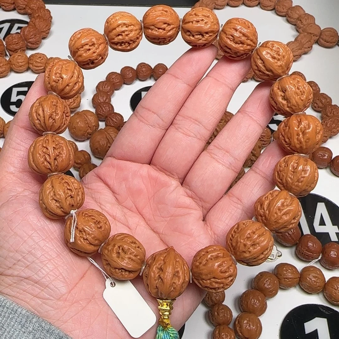 文玩核桃吊坠粗筋八棱19