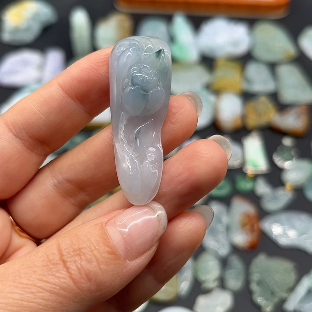 【闪购商品】翡翠颈饰未镶嵌莲花