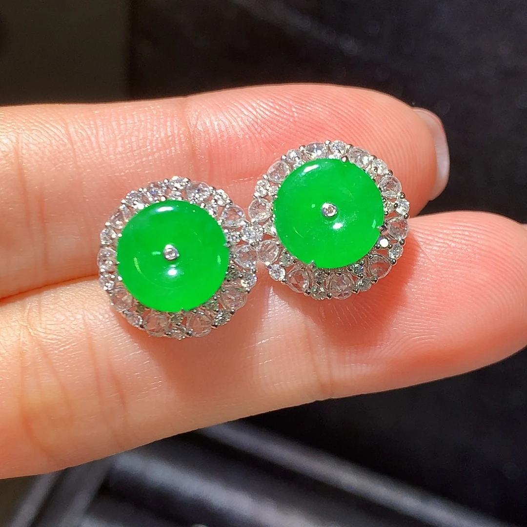 亦***瑶翡翠18K金镶嵌耳饰