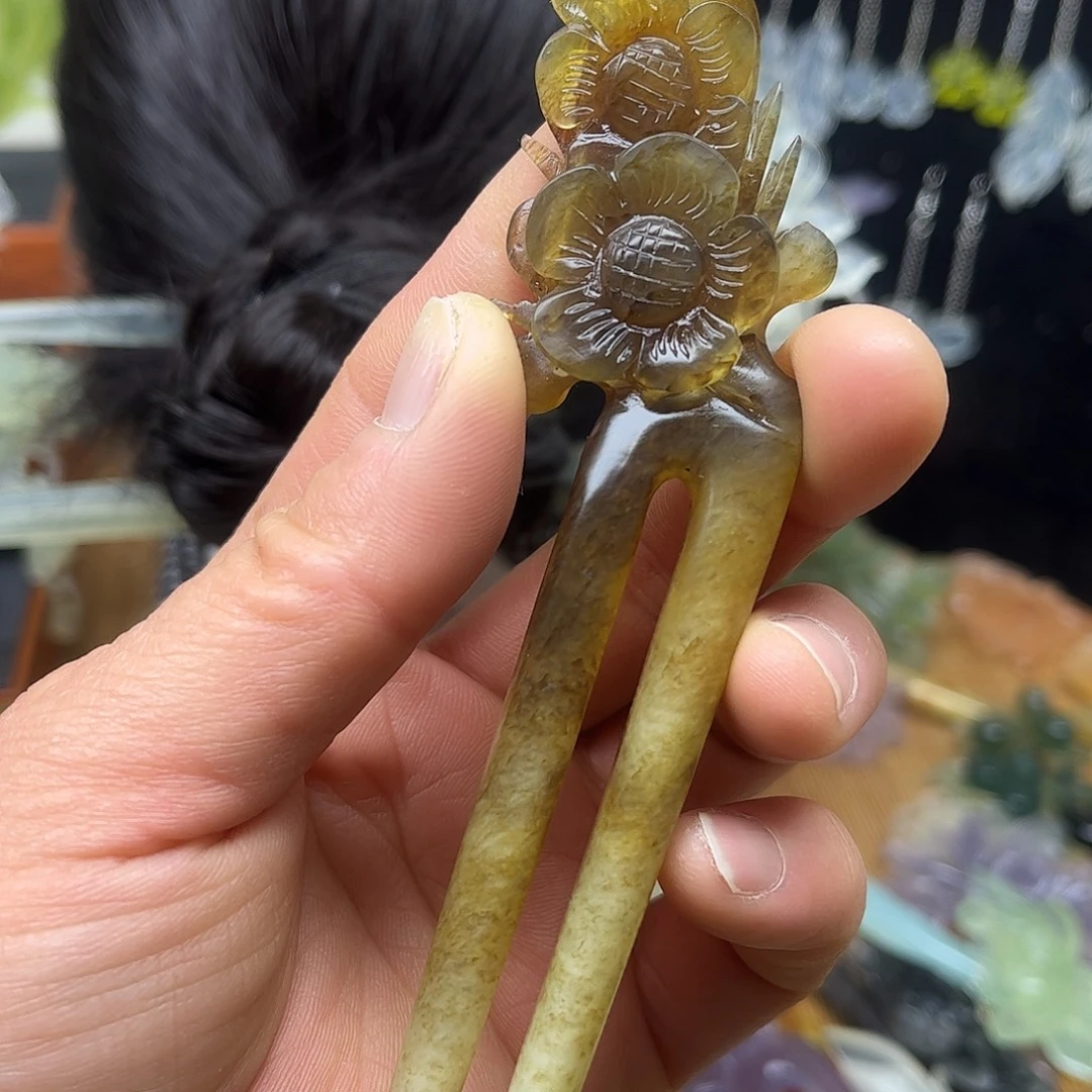 蛇纹石玉未镶嵌岫玉