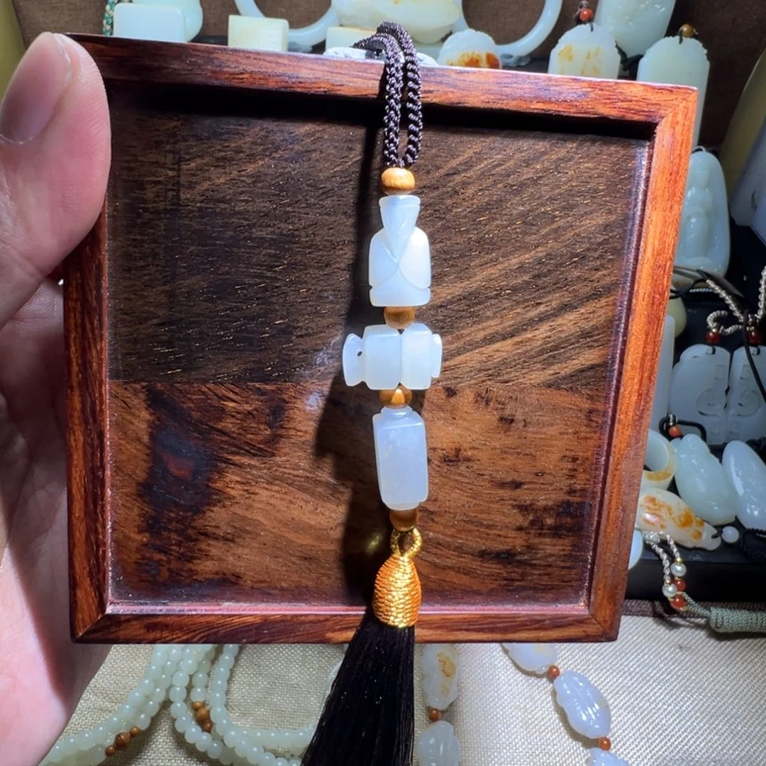 和田玉吊坠(不含链)未镶嵌