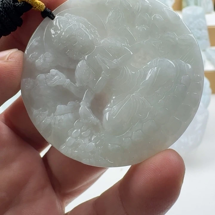 翡翠未镶嵌颈饰天然缅甸A货翡翠