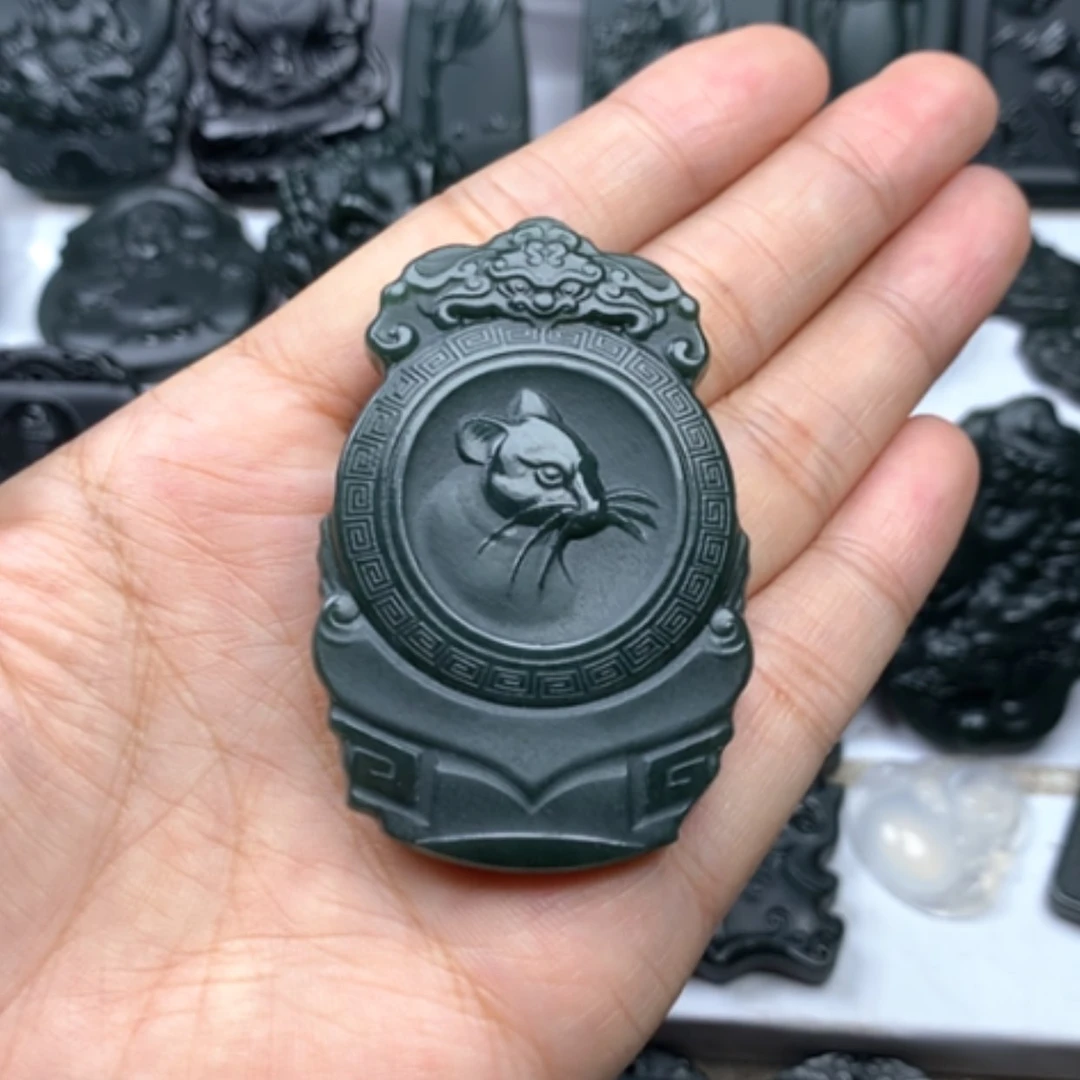 【闪购商品】颈饰未镶嵌和田玉汪*富双面雕刻