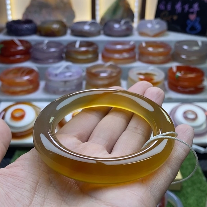手镯玛瑙/玉髓未镶嵌