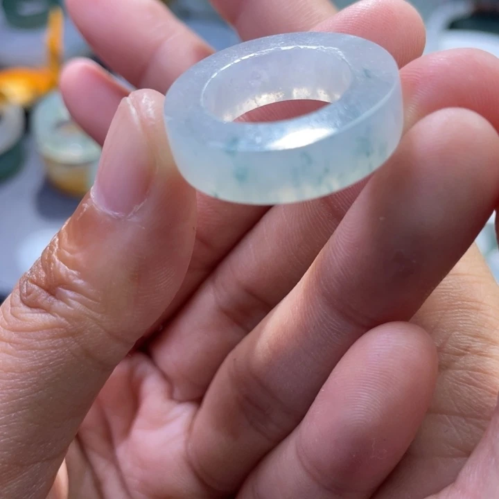 定制翡翠未镶嵌翡翠定制