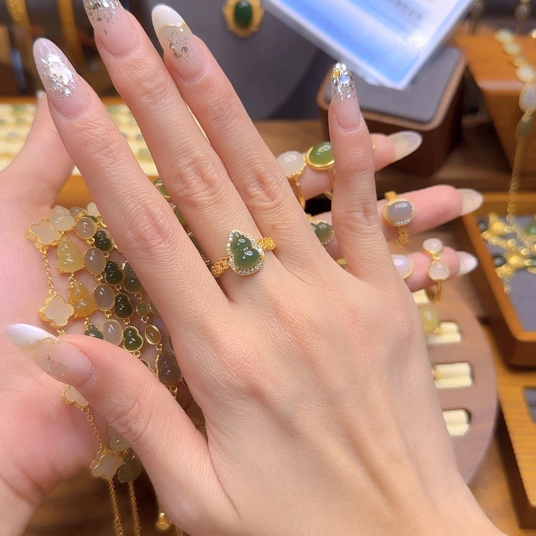 和田玉戒指银S925镀金镶嵌