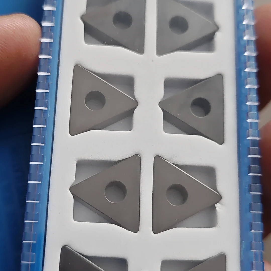 立方碳化硼 金刚石刀片粗加工淬火钢铸铁冷硬铸铁硬度高超耐磨