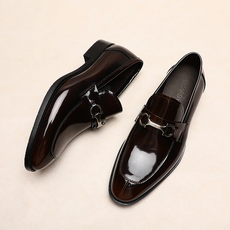英伦轻奢时尚百搭商务休闲马衔扣乐福鞋韩版舒适透气高端琴底男鞋