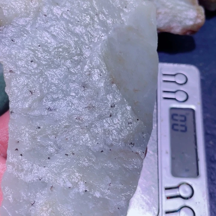 和田玉（糖玉）未镶嵌珠宝半成品