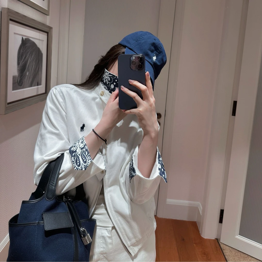 UTWU 小敏 「拉夫女孩」1oo棉酵洗经典款拼腰果花夹克外套S25W1011