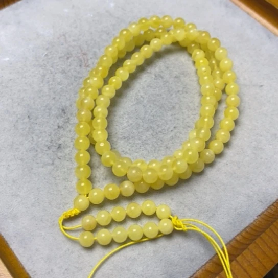 蜜蜡裸石未镶嵌串