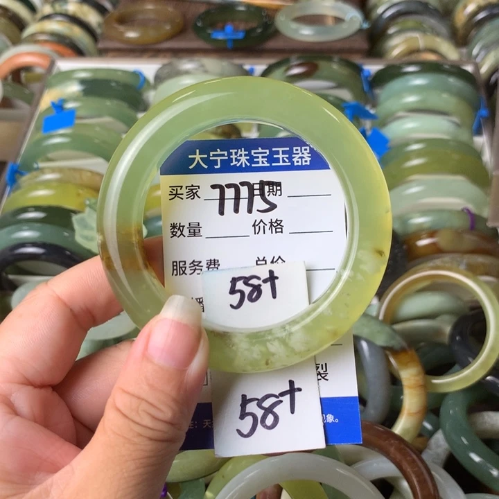 未镶嵌蛇纹石玉手镯7775