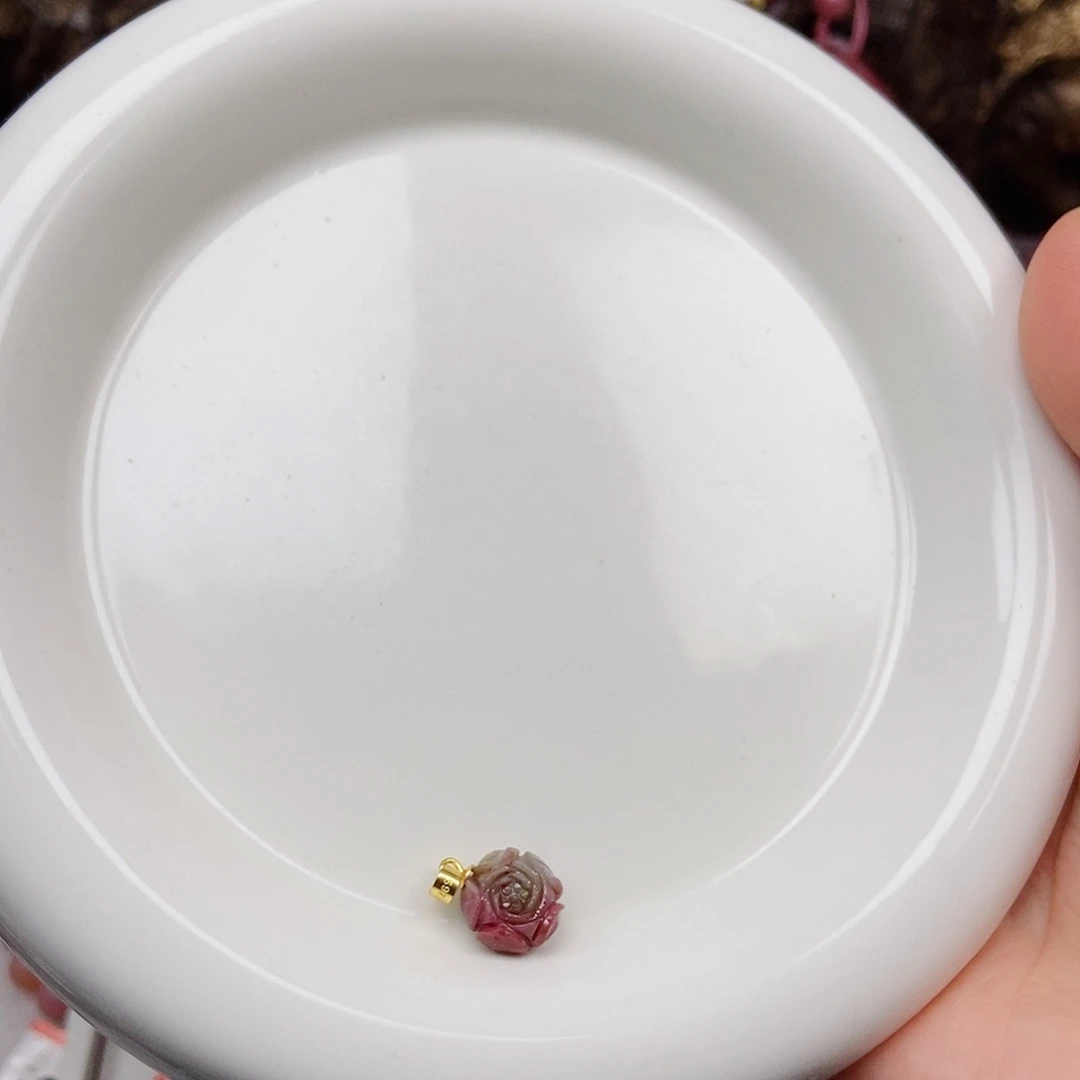 颈饰银S925镶嵌石英质玉（盐源）