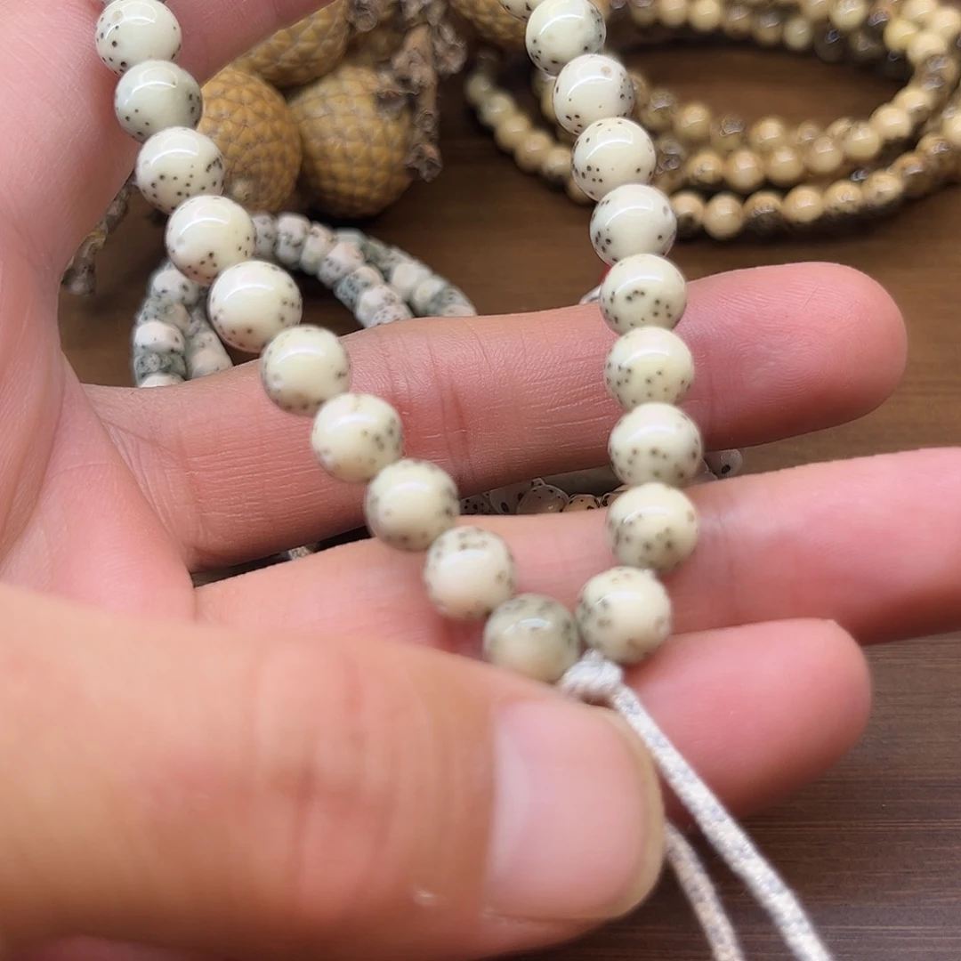 星月菩提手串别****?8圆珠手持