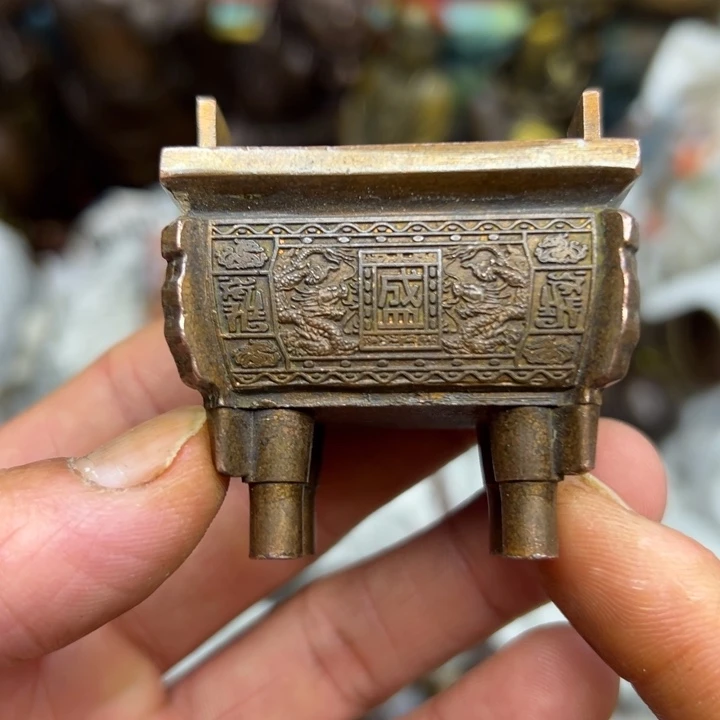 专属定制精美铜摆件