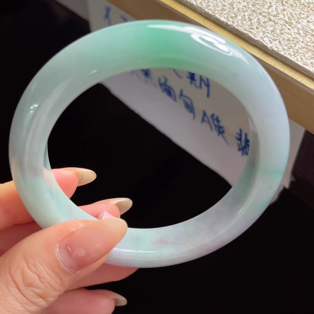 翡翠未镶嵌手镯手镯