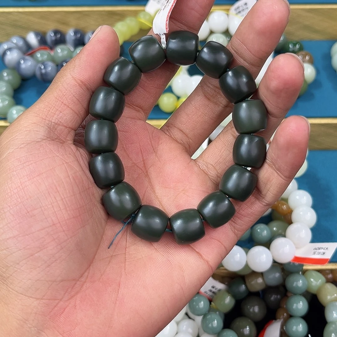 手串未镶嵌和田玉纯天然新疆和田玉沙枣青14直切