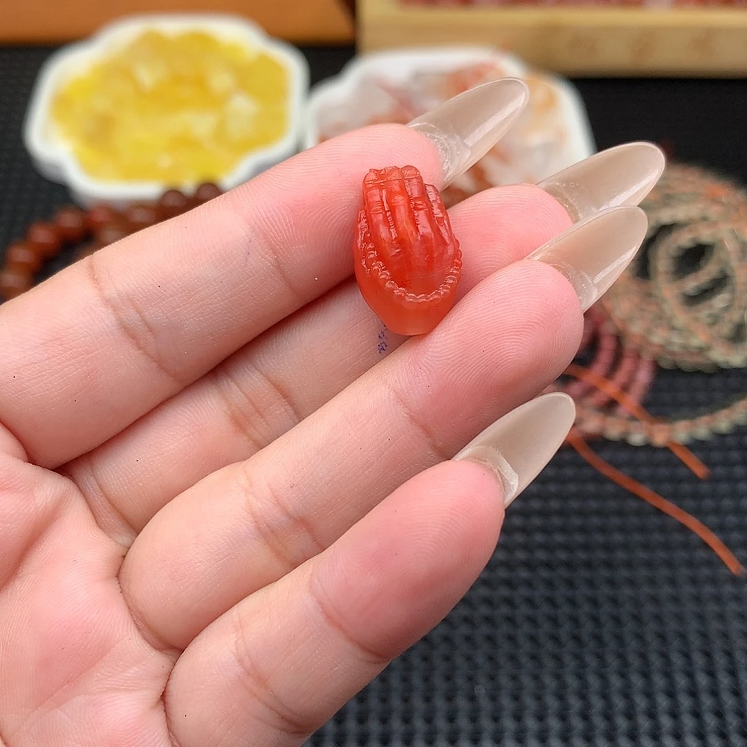南红玛瑙未镶嵌吊坠(不含链)多样性