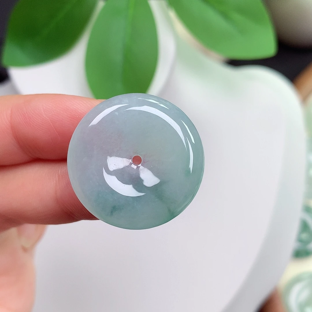 颈饰未镶嵌翡翠平安扣 24.7x5.2mm