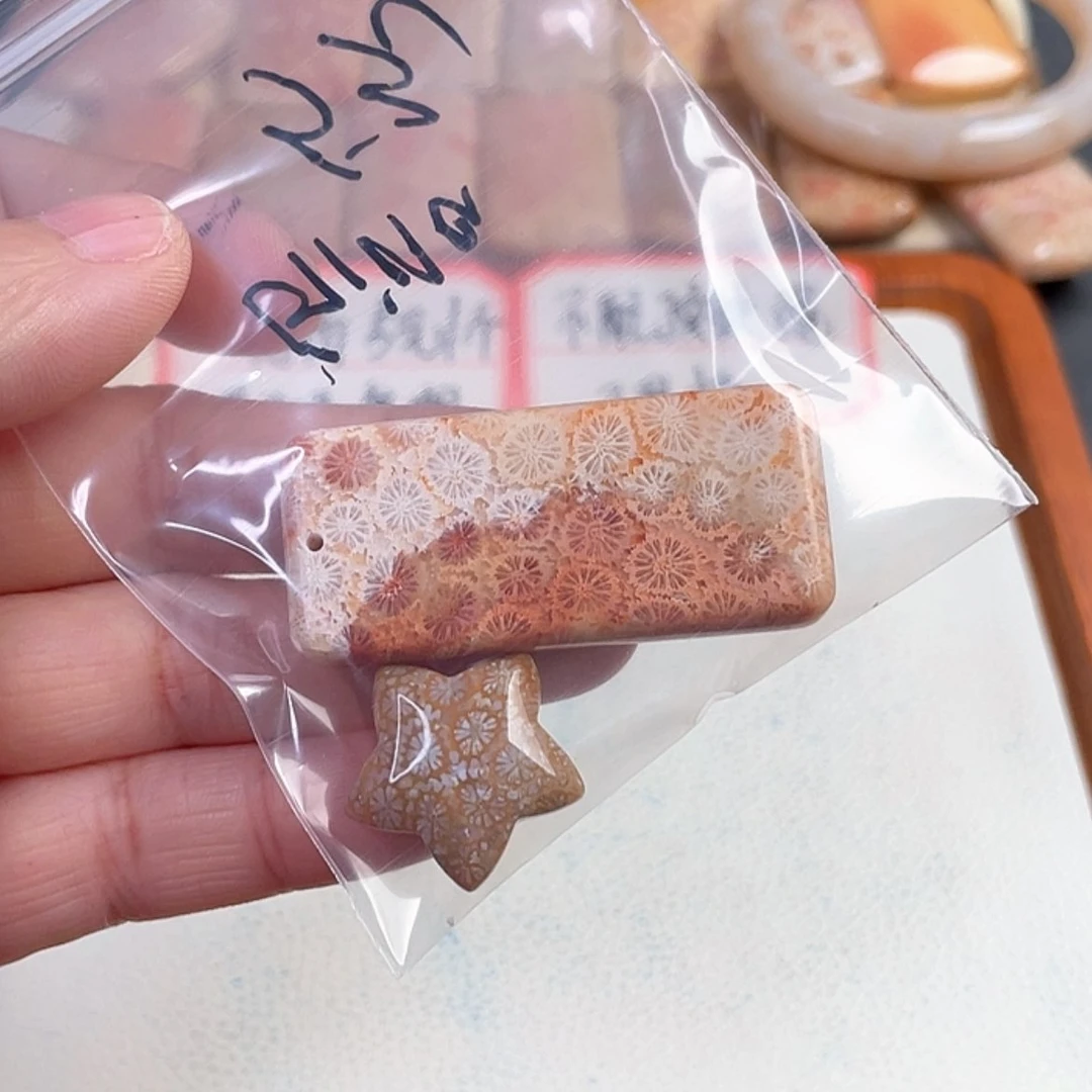 【闪购商品】硅化玉吊坠(赠链)未镶嵌G**a