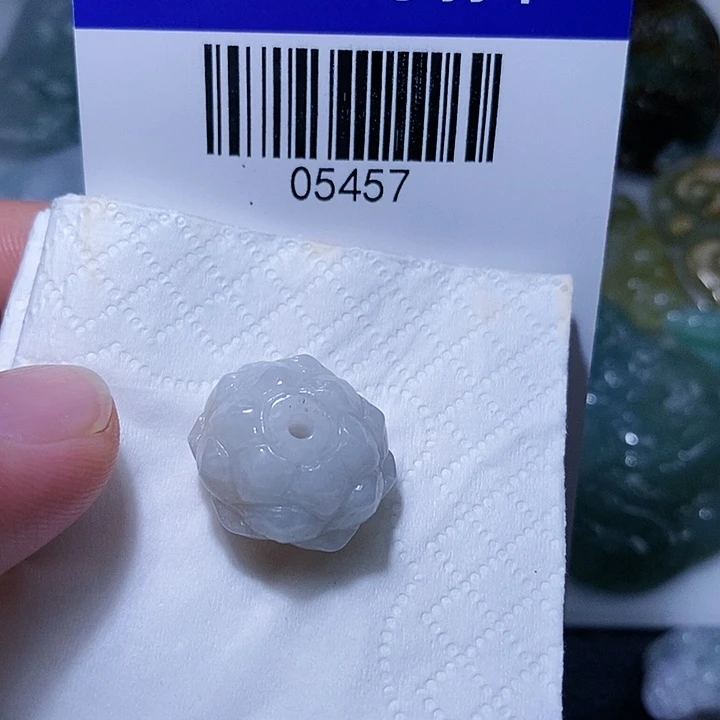 翡翠未镶嵌颈饰天光墟翡翠市场现金代购