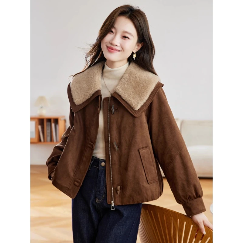 〈纪朵研〉1599韩版翻领短外套上衣冬装加厚女温柔风毛绒拼接外套