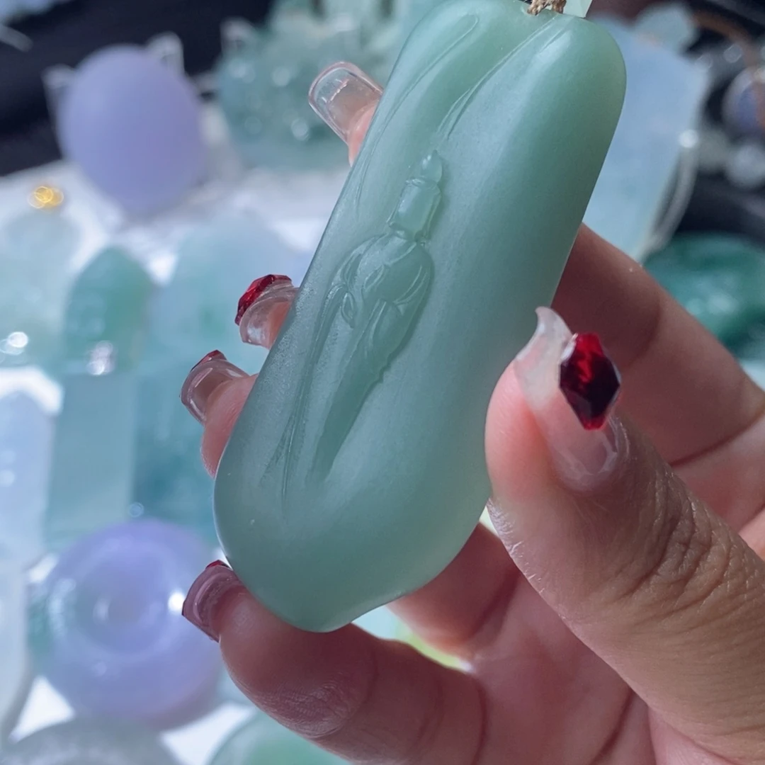 定制翡翠未镶嵌天然翡翠