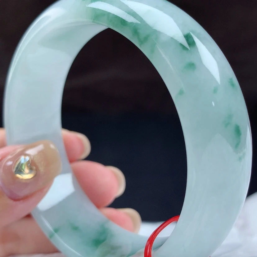 【闪购商品】翡翠手镯未镶嵌96845，