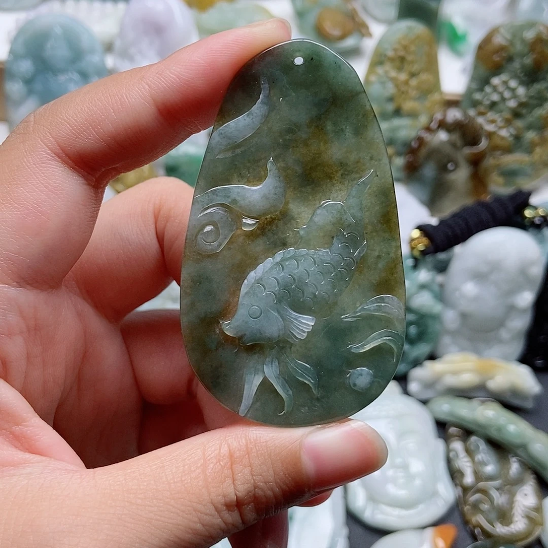 翡翠未镶嵌颈饰翡翠