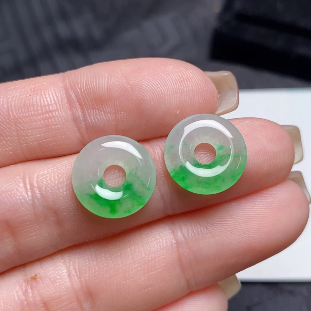 翡翠未镶嵌耳饰飘阳绿甜甜圈