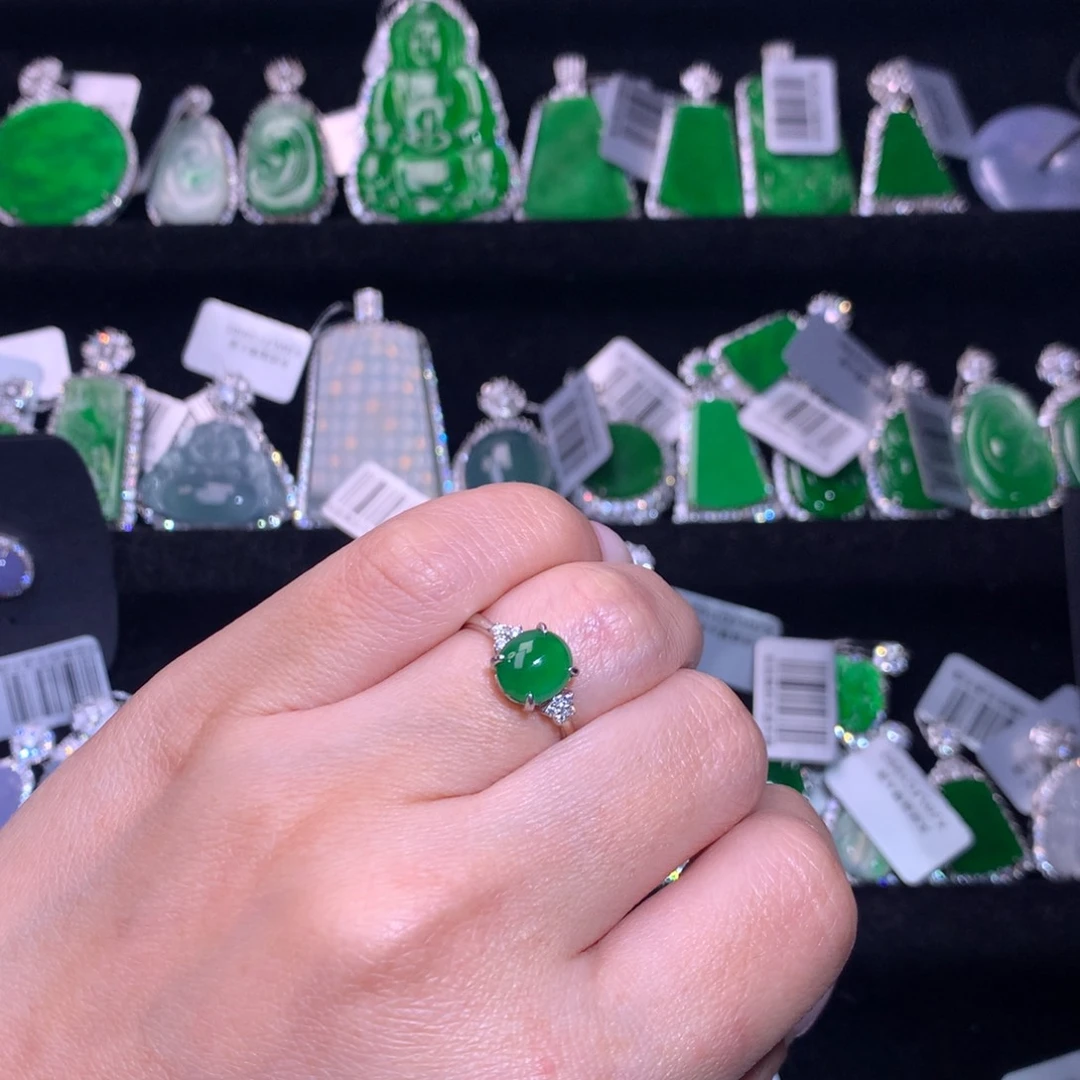 【闪购商品】银S925镶嵌戒指翡翠