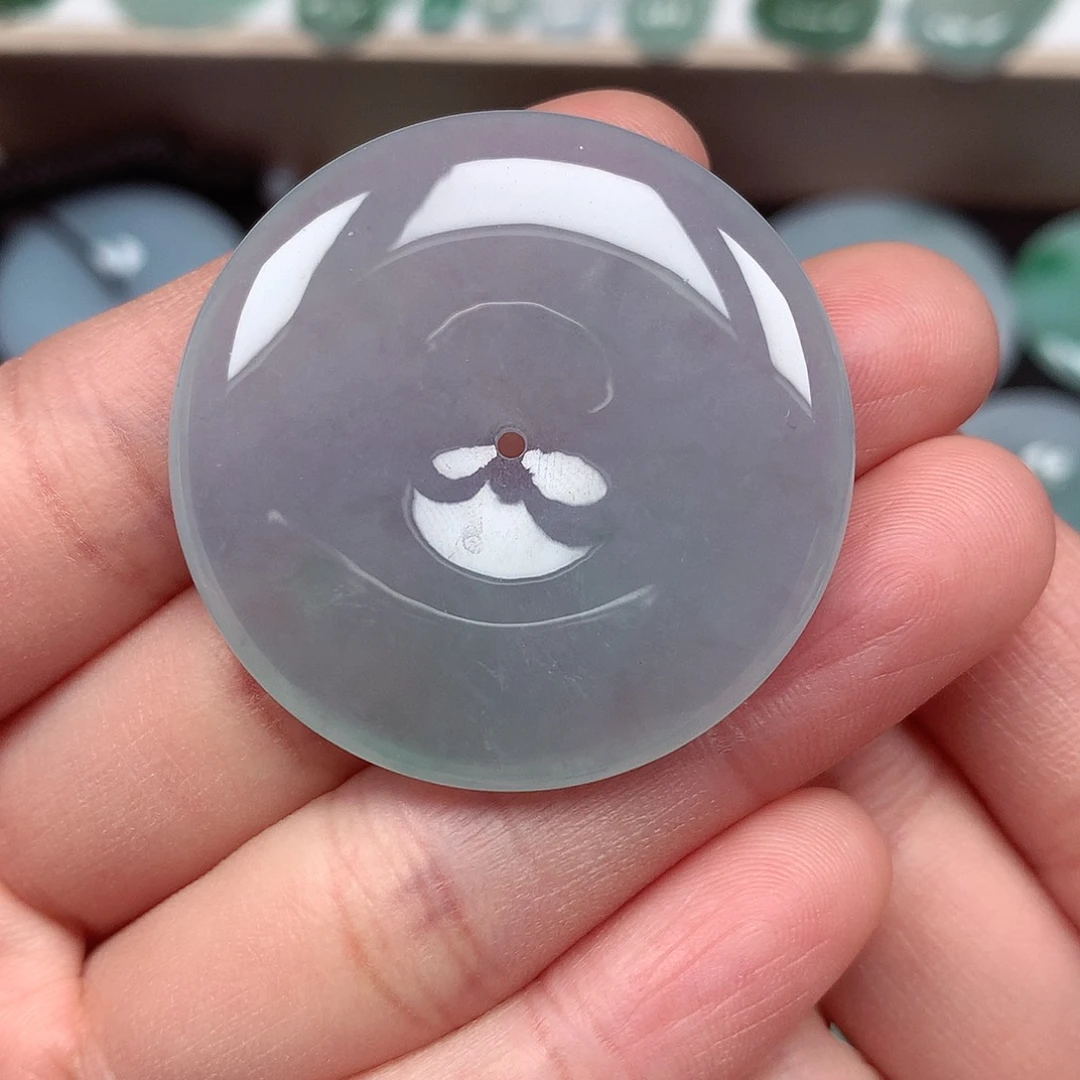 翡翠颈饰未镶嵌平安扣A