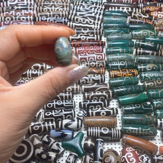 玛瑙/玉髓项圈未镶嵌