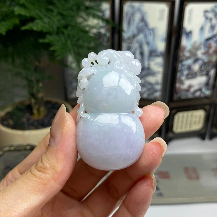 糯种淡绿葫芦福禄挂件 天然翡翠A货