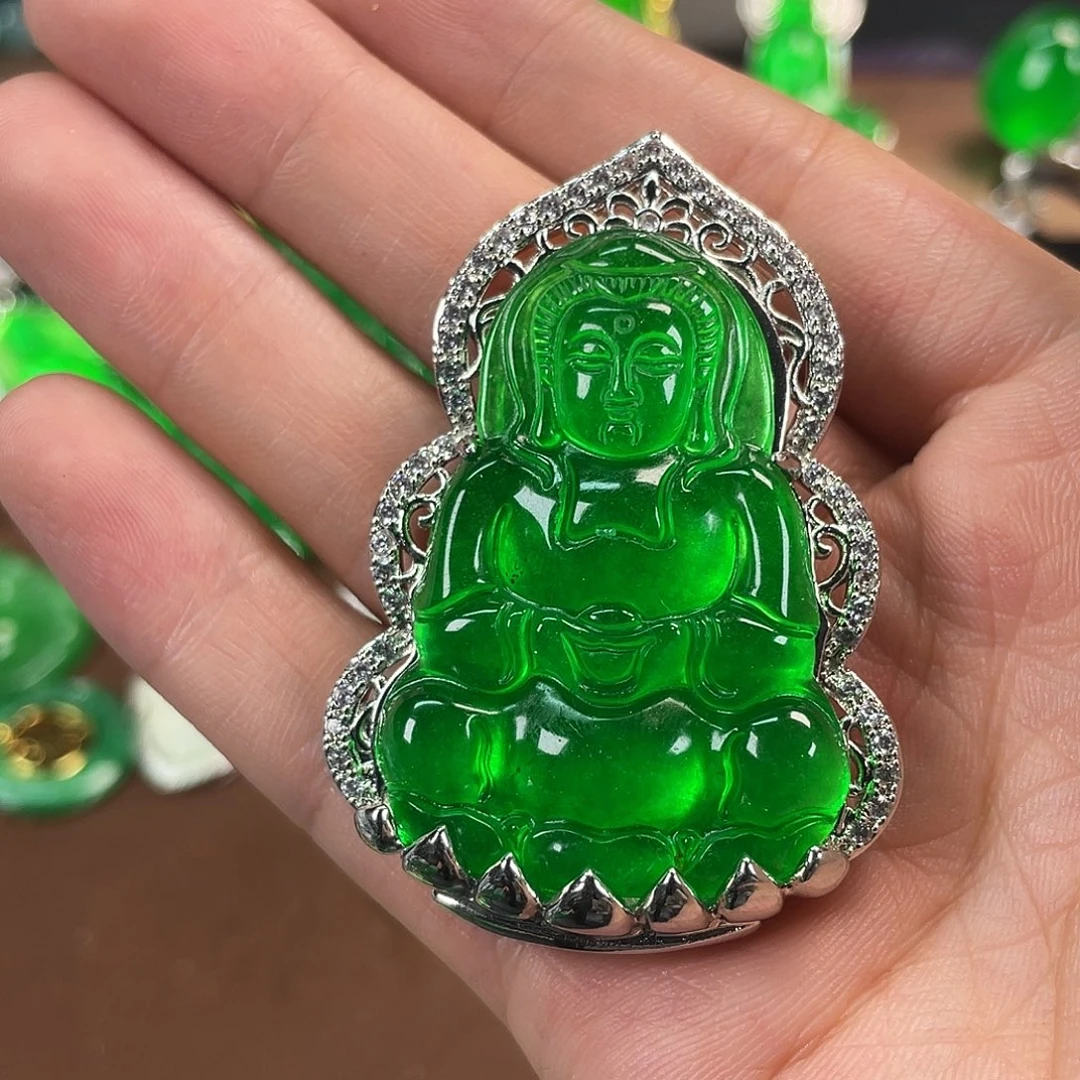 好***连颈饰未镶嵌翡翠吊坠