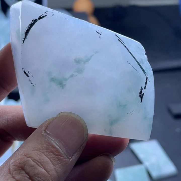 麦***长定制翡翠未镶嵌翡翠