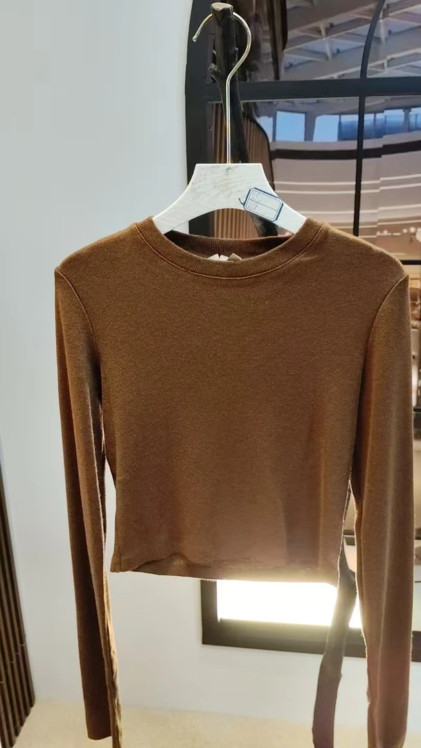 15家-棕色上衣-441