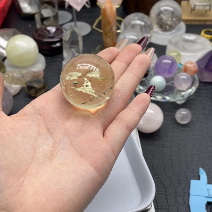 水晶48未镶嵌胡****长天然水晶